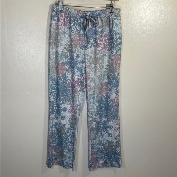 Christopher & Banks Other - NWOT Christopher & Banks Swirl Snowflake Lounge Pants